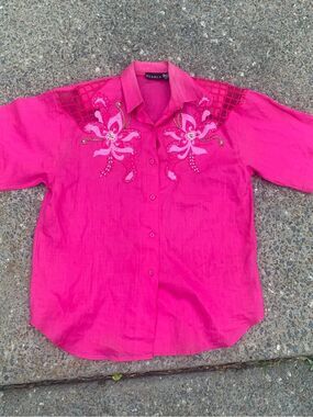 Pearls Fuchsia Floral Embroidered Collared Button-Up
